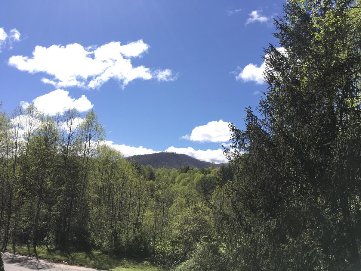 University Inn Cullowhee Екстер'єр фото